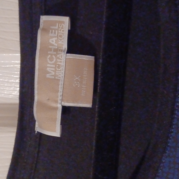 Michael Kors Top - Picture 2 of 10